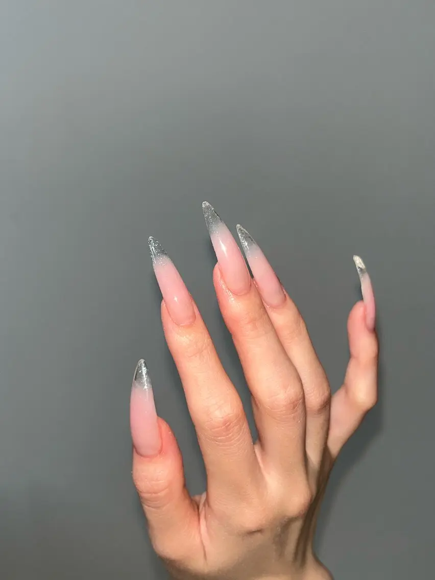 ネイル ハンドネイル prunelle .のネイルデザイン