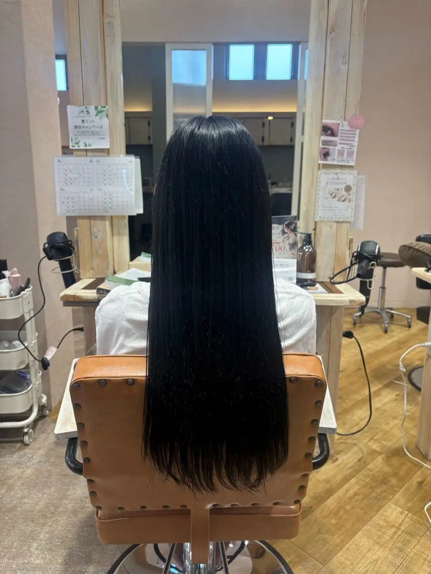 カラー 近藤 透明感カラー🫧のヘアスタイル