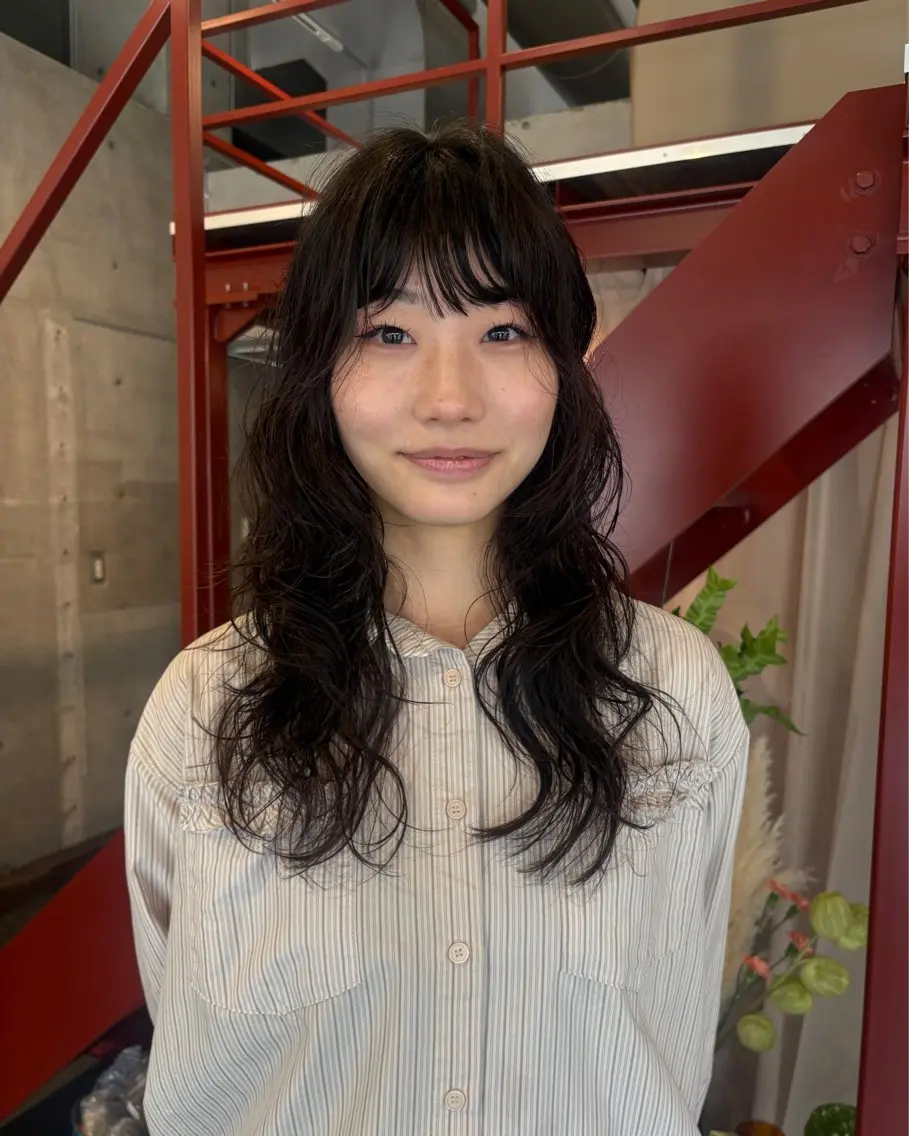 ロング パーマ ロング カット パーマ 大阪|似合わせパーマ ヤマシタミウ🌀のヘアスタイル