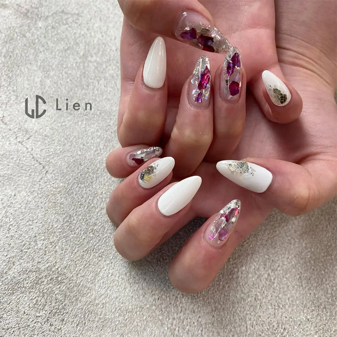ネイル SHIORI 📍渋谷 / 円山町のネイルデザイン