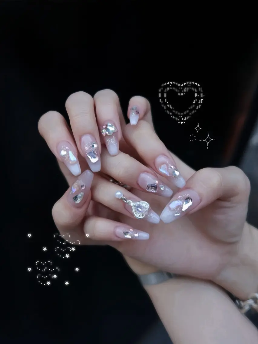 ネイル ハンドネイル CHULIL nailsalonのネイルデザイン