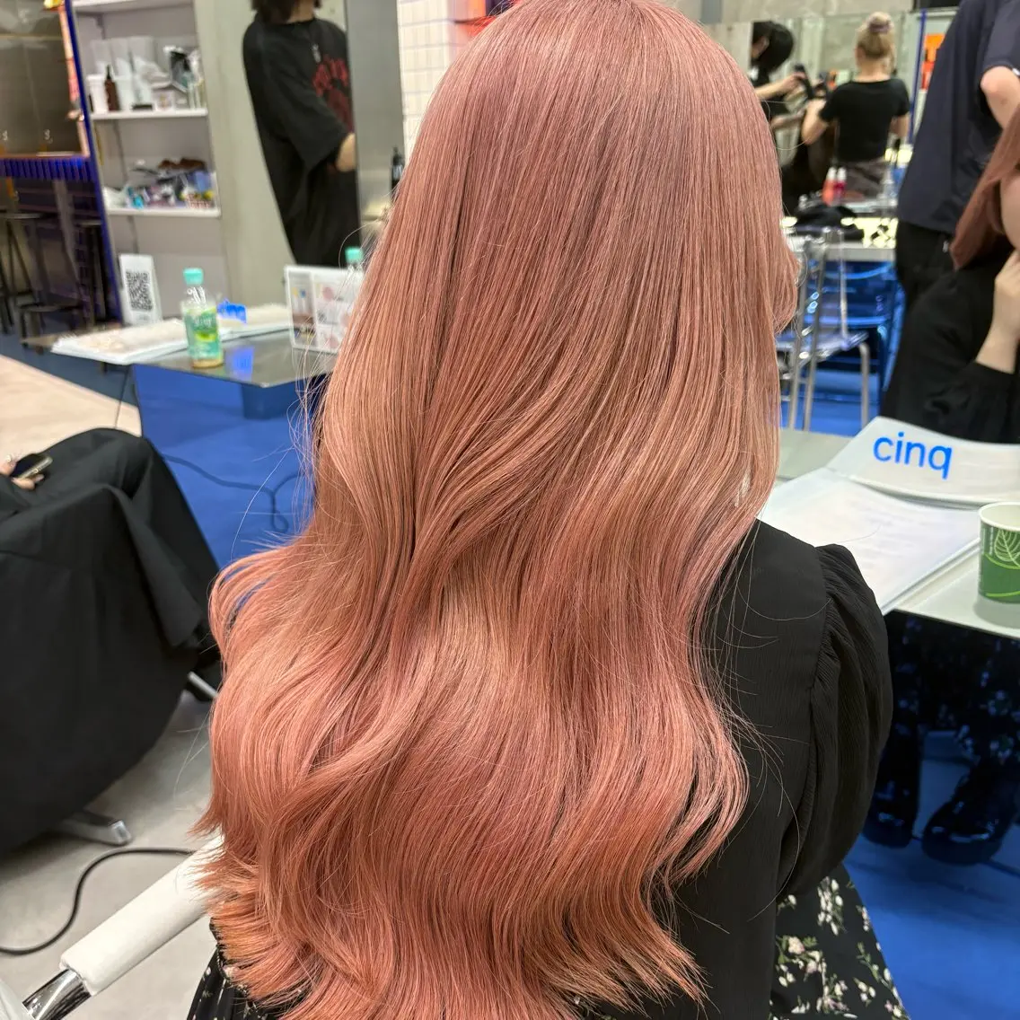 ロング カラー 艶感ピンクカラー 🎀/朋美のヘアスタイル