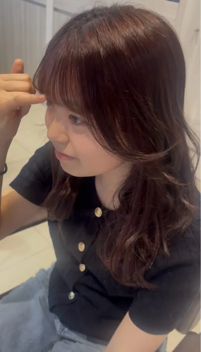 ミディアム カラー ブリーチ ラベンダーカラー ブリーチなしカラー ピンクカラー ピンクラベンダー ヘアカラー EARTH 柿崎日菜のヘアスタイル
