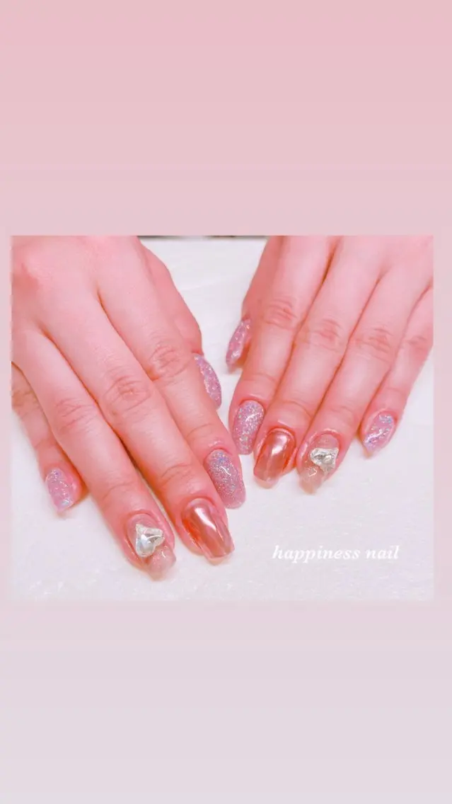 ネイル ミラーネイル happiness nailのネイルデザイン