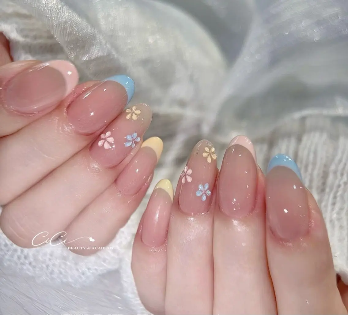 ネイル チークネイル フレンチネイル グラデーション 韓国ネイル マグネットネイル IRO NAIL MiAのネイルデザイン