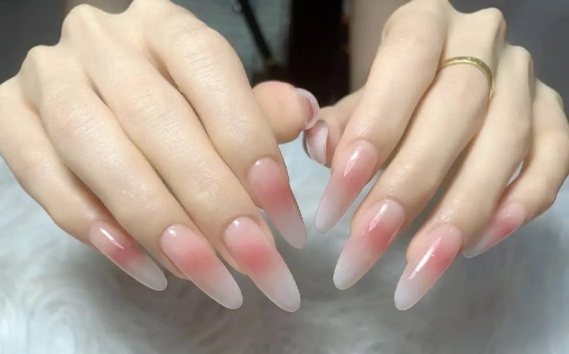 じゅわっ🎀チークネイル👣オフなしの写真