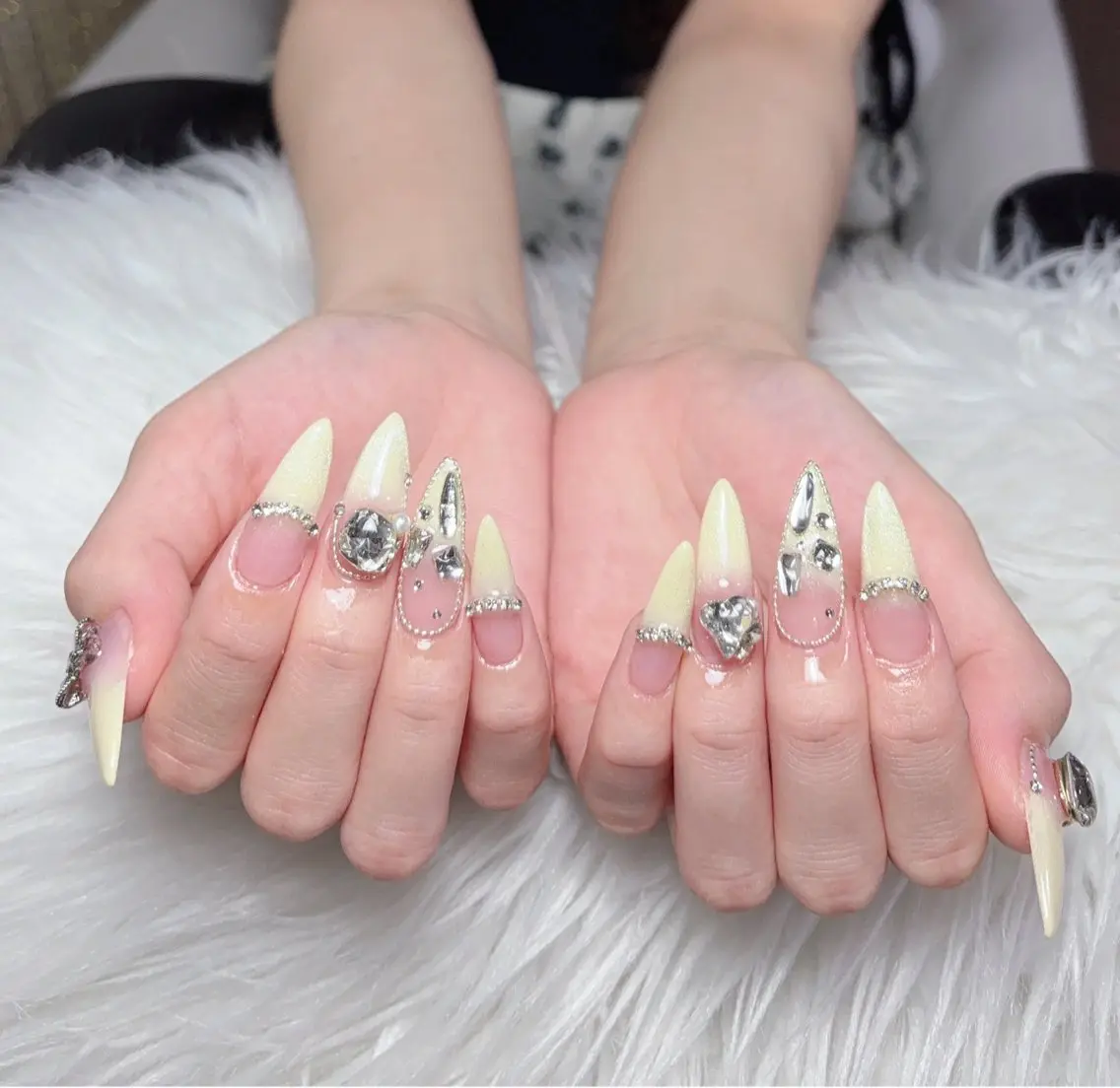ネイル ハンドネイル RosyBeauty スカルプ専門店のネイルデザイン
