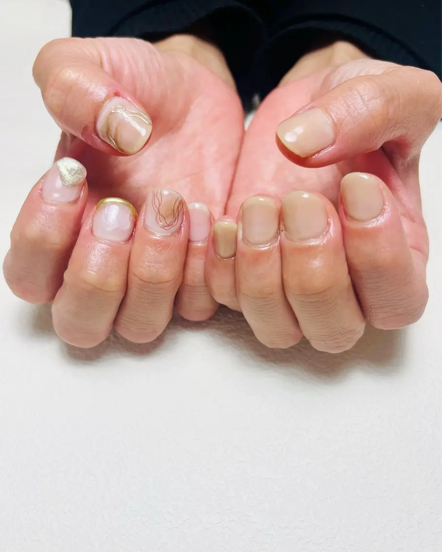 ネイル ニュアンスネイル ハンドネイル nail room.のネイルデザイン