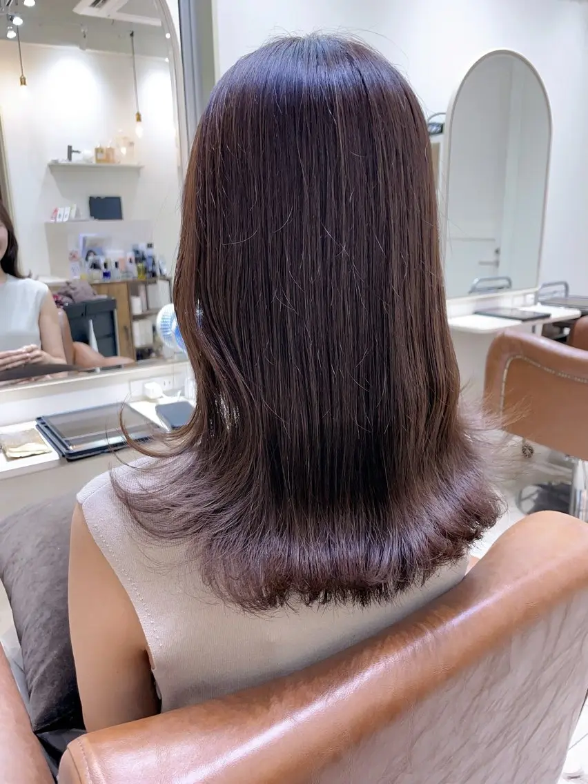 ミディアム カラー カット ヘアカラー トリートメント 村山 茉衣のヘアスタイル