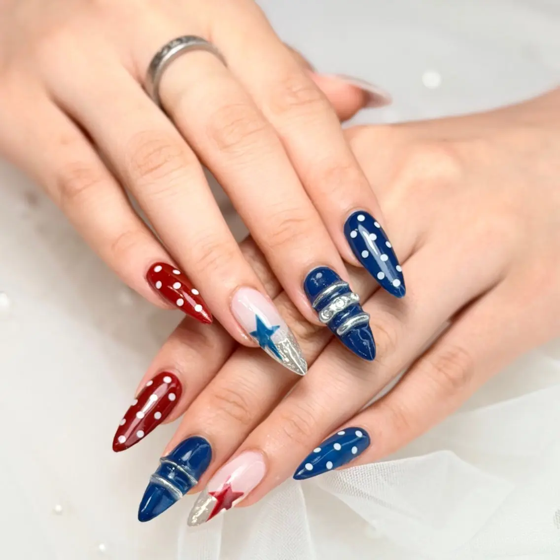 ネイル ハンドネイル Natsumi 🦊  Nailのネイルデザイン