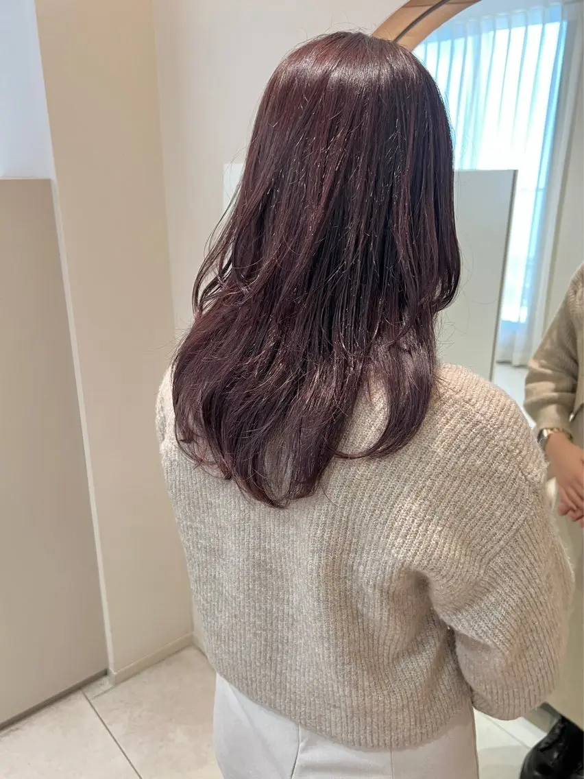 ロング カラー ラベンダーカラー カット ヘアカラー トリートメント THINK SHOP sakiのヘアスタイル