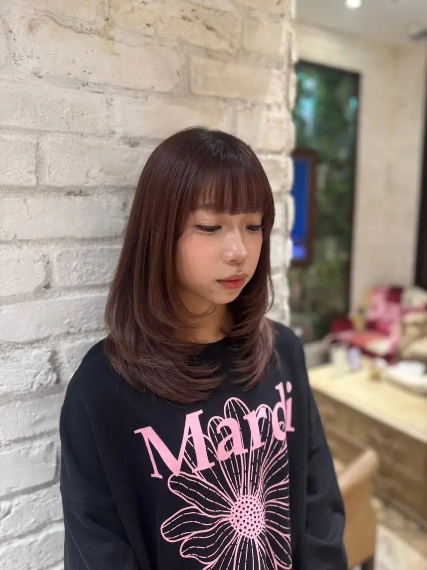 ミディアム レイヤーカット TiffaGINZA /Momokaのヘアスタイル
