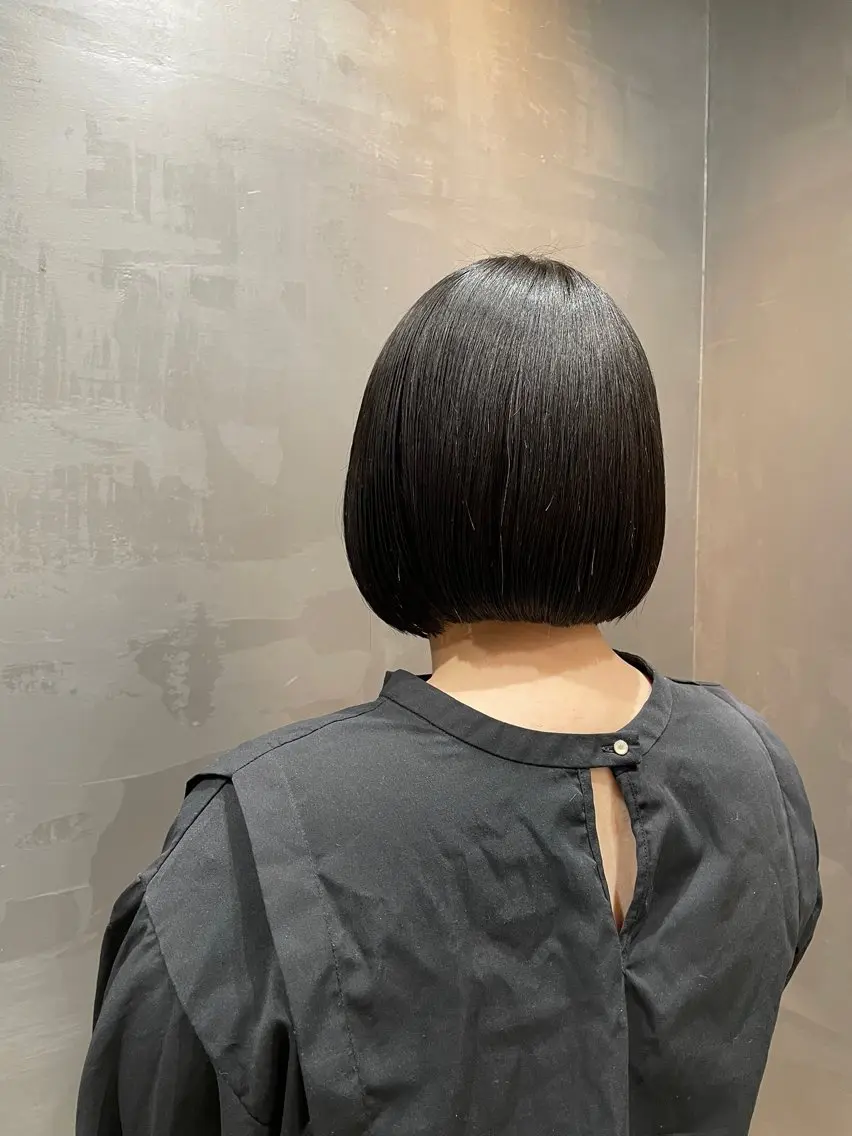 ショート ボブ inity　杉本 美羽のヘアスタイル