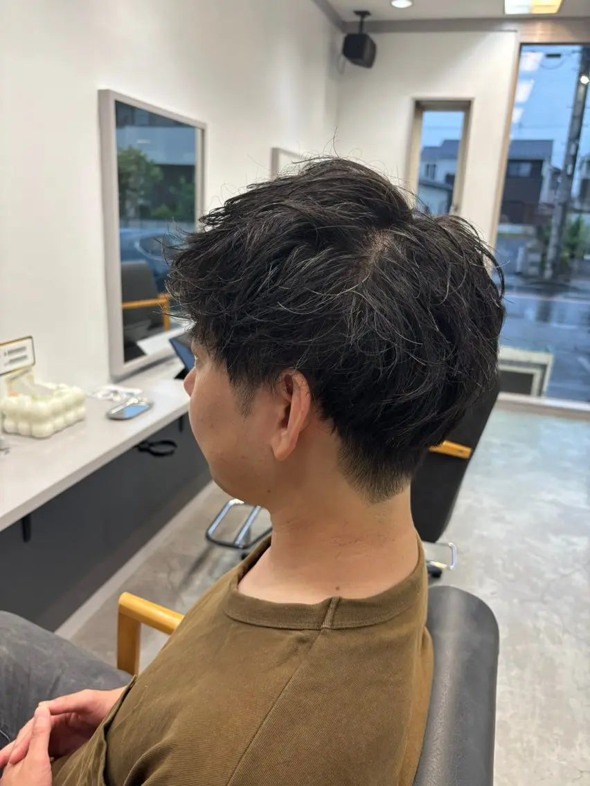 メンズ限定【30代〜50代メンズ支持率No.1🥇】💐グレイカラー(白髪染め)➕360度決まるカット🌏の写真