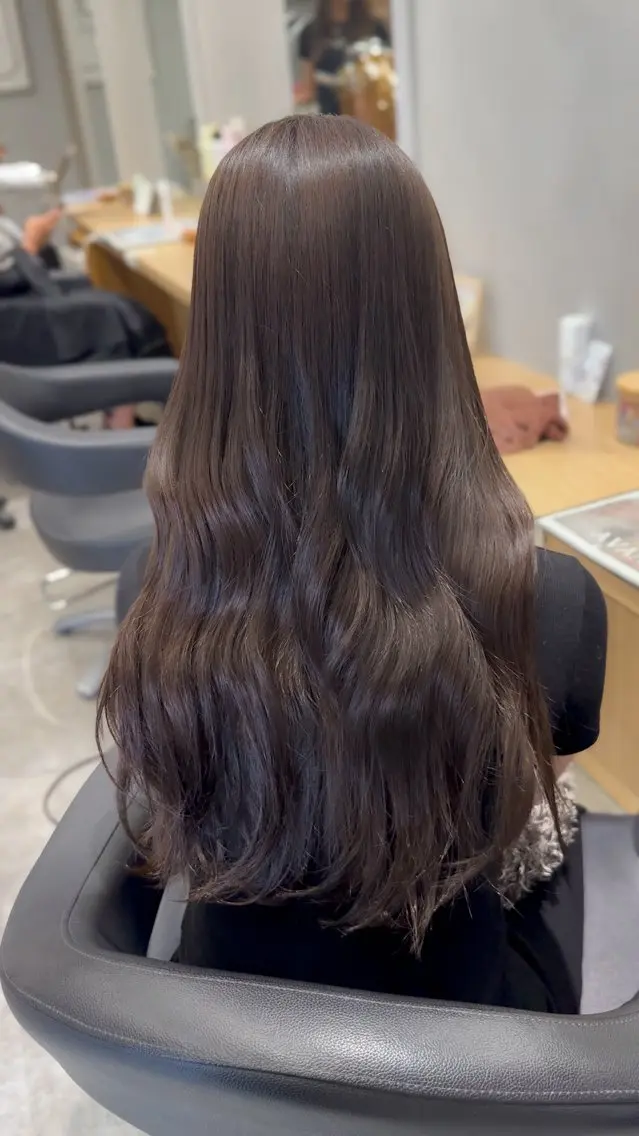 ミディアム カット ヘアカラー 巻ける髪質改善🫧ハ イライト/永田汰伊智のヘアスタイル