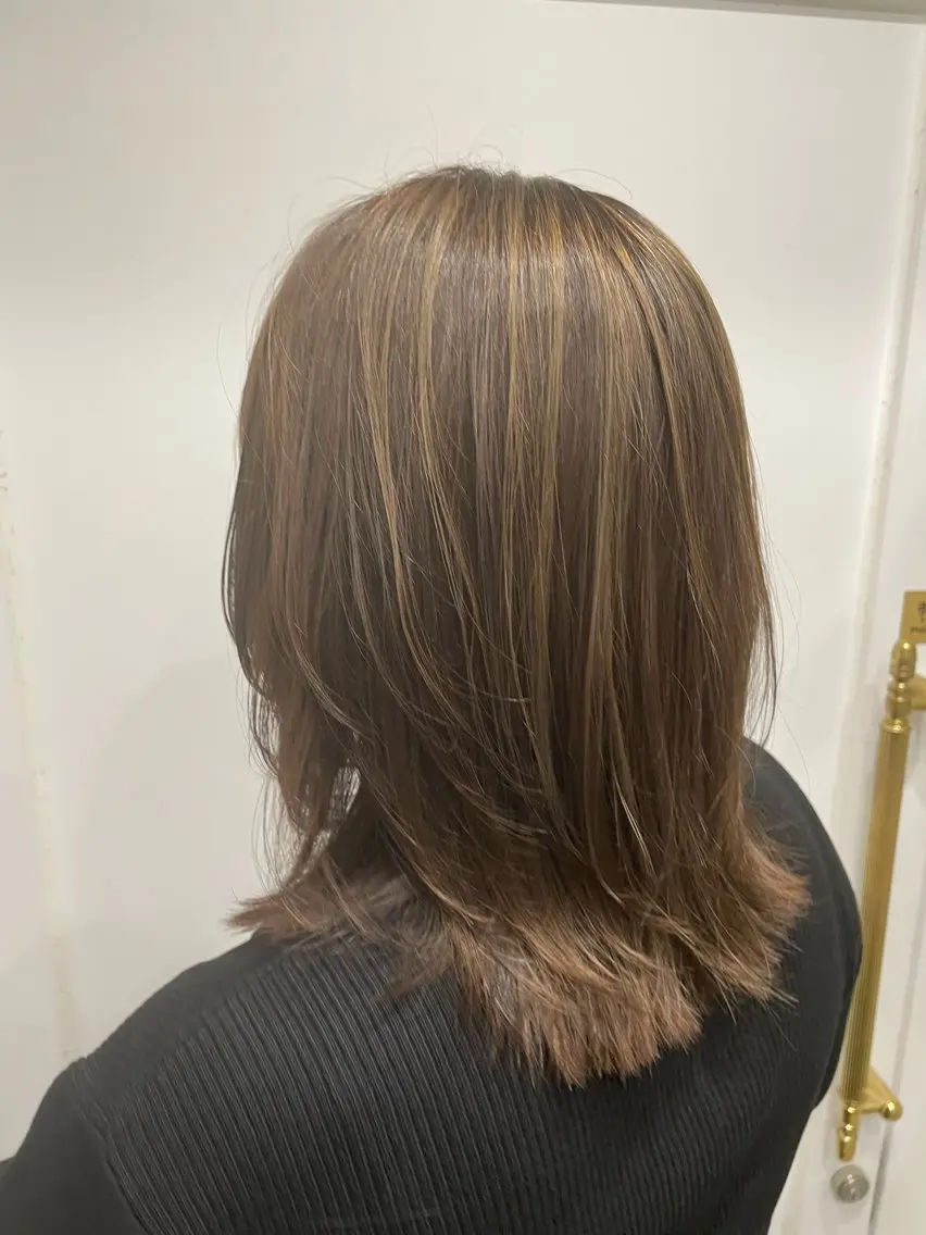 ミディアム カラー 大山 透輝のヘアスタイル