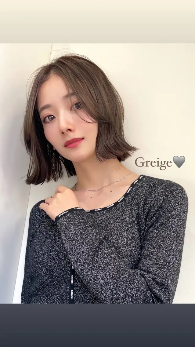 ショート カラー ベージュカラー ブラウンカラー ブラウンベージュ 透明感カラー ボブ ボブ/レイヤーカット /表参道 yunaのヘアスタイル
