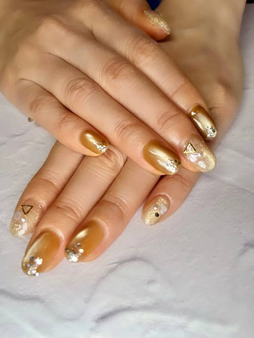 ネイル ハンドネイル li___nail 31のネイルデザイン