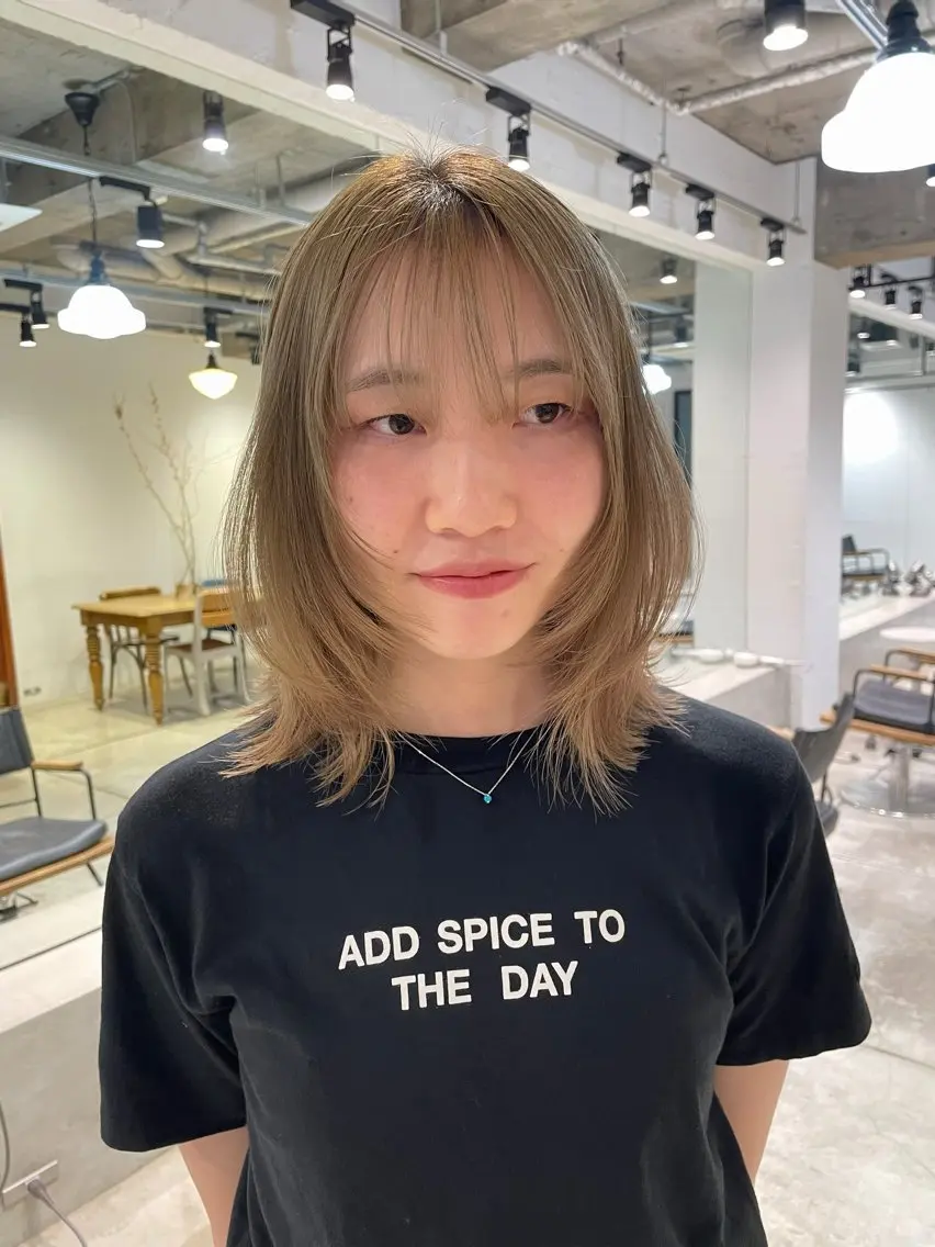 セミロング カラー 顔周りカット ユウナ🎀レイヤー/ 暖色カラーのヘアスタイル