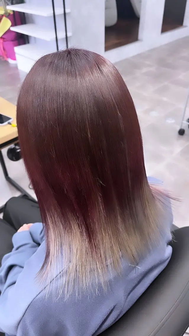 ミディアム カラー ベージュカラー ピンクカラー ホワイトベージュ 熊谷 有紗のヘアスタイル