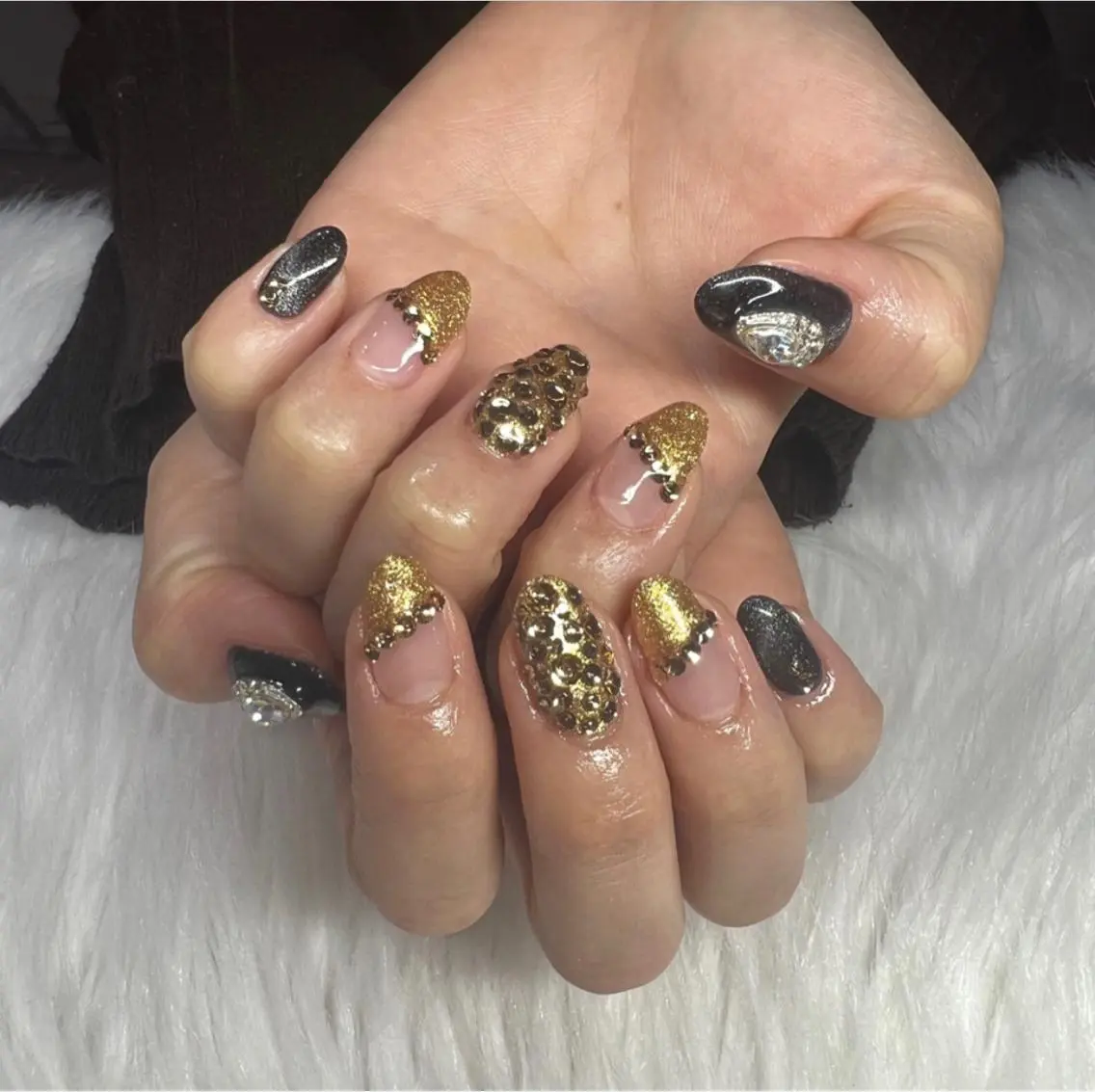 ネイル オーロラネイル フレンチネイル ジェルネイル 韓国ネイル マグネットネイル LeaLea nails.のネイルデザイン