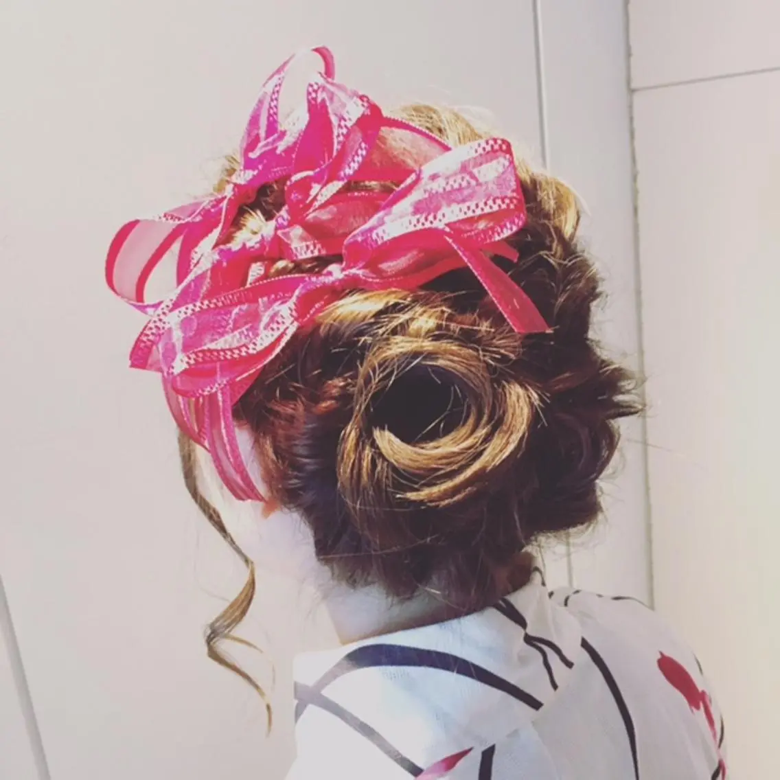 セミロング ヘアアレンジ パピヨンロゼ 髪質改善/酸性のヘアスタイル