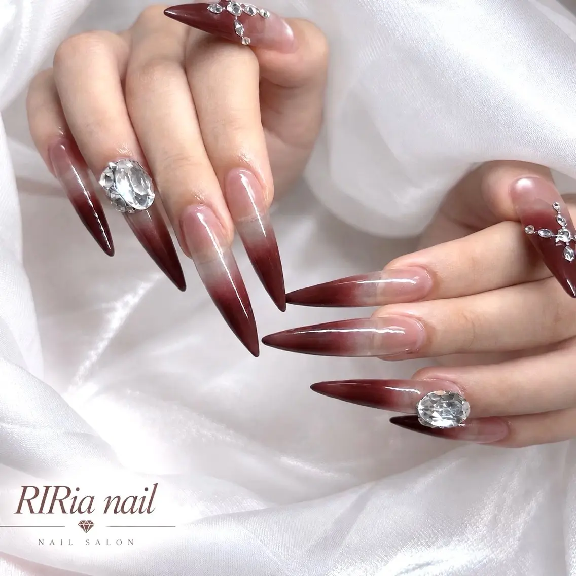 ネイル ボルドー グラデーション ハンドネイル 🎀RIRia nail🎀のネイルデザイン