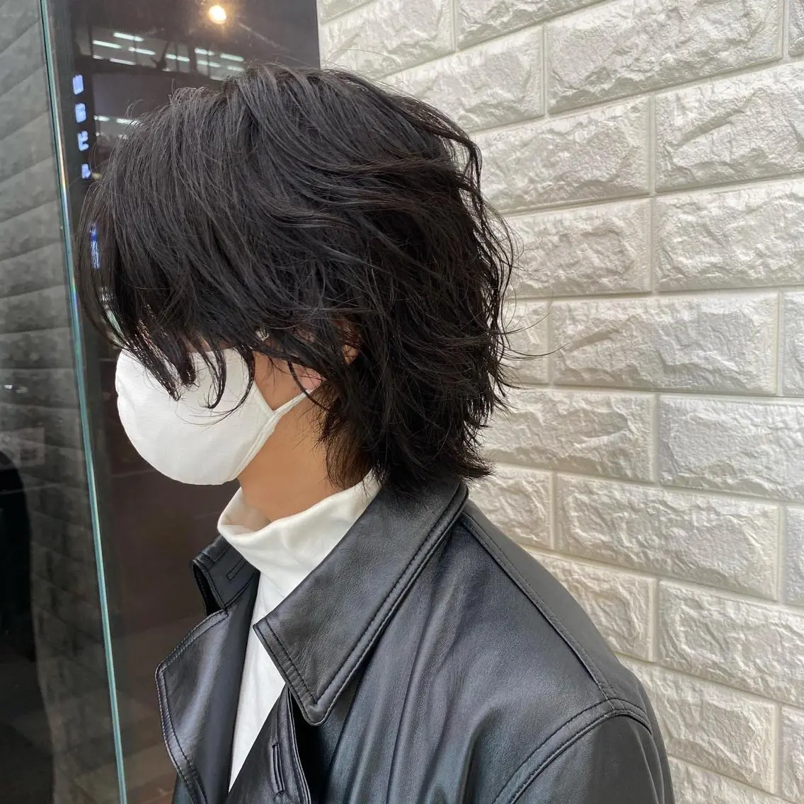 ミディアム ウルフカット 韓国ヘア レイヤーカットのヘアスタイル