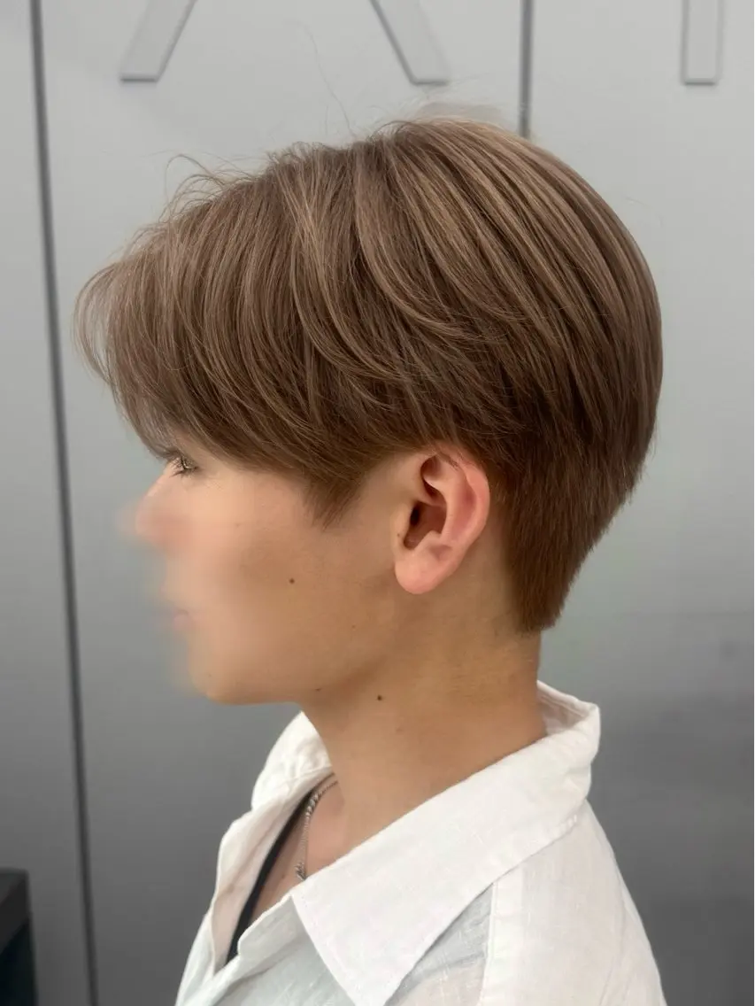 カラー メンズ メンズブリーチ センターパート ダウンパーマ メンズハイトーン カルマパーマ ヘアカラー トリートメント Ayuki /福岡/メンズカットのヘアスタイル