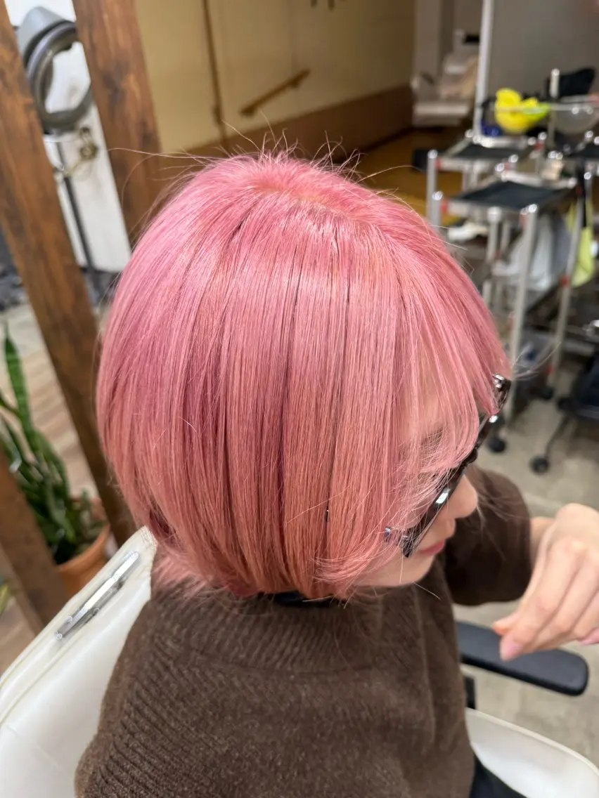 ショート カラー デザインカラー ハイトーンカラー ヘアカラー のぞみ🪽ハイトーン 髪質改善縮毛矯正のヘアスタイル