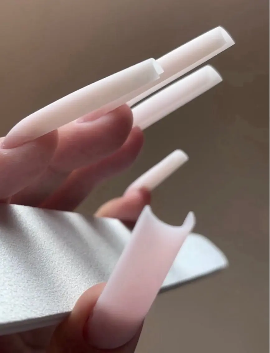 【ジュニア】🌟チップorスカルプ長さ出しオフ+甘皮ケア+保湿オイルの写真