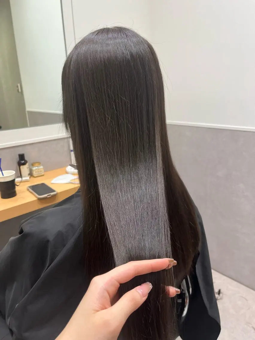 ロング カラー ヘアカラー トリートメント 𝒢𝒾𝓇𝓁𝓎 ⑅ 𝓎𝓊𝓀𝒶のヘアスタイル
