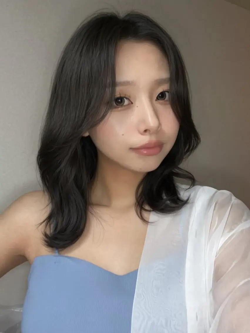 ミディアム カラー ダークグレー ダークグレージュ グレージュ ヘアカラー Grow by NYNY 打越裕樹のヘアスタイル