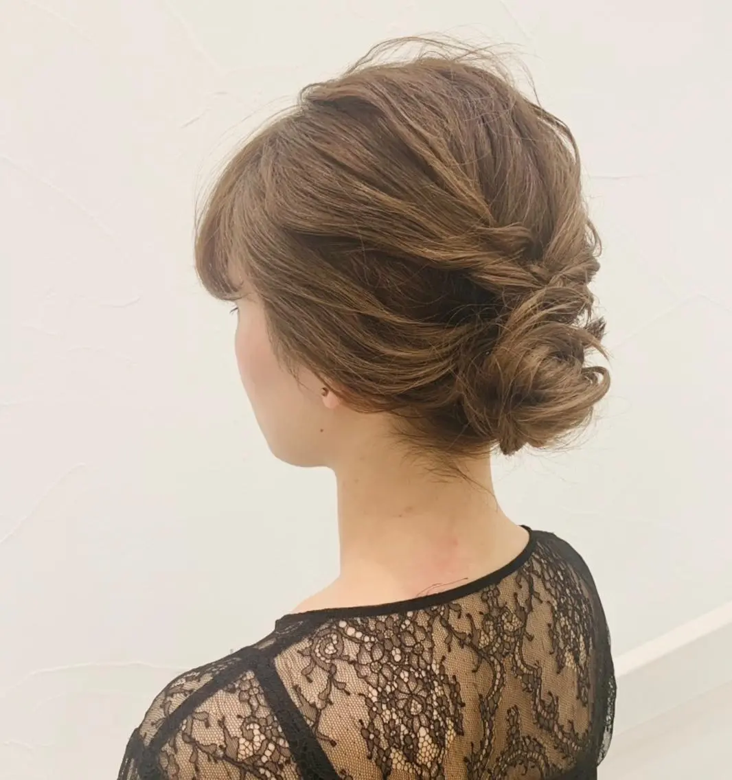 ミディアム ヘアアレンジ ヘアセット ミドウチ アヤカのヘアスタイル
