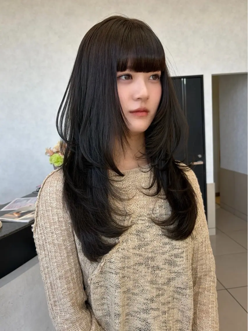 ロング カラー ベージュカラー オリーブベージュ レイヤーカット カット ヘアカラー トリートメント 🫧ヒシダアキ taboo.i🫧のヘアスタイル