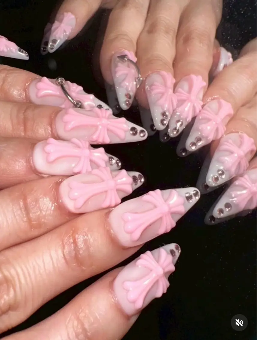 ネイル ハンドネイル SHIORI 📍渋谷 / 円山町のネイルデザイン