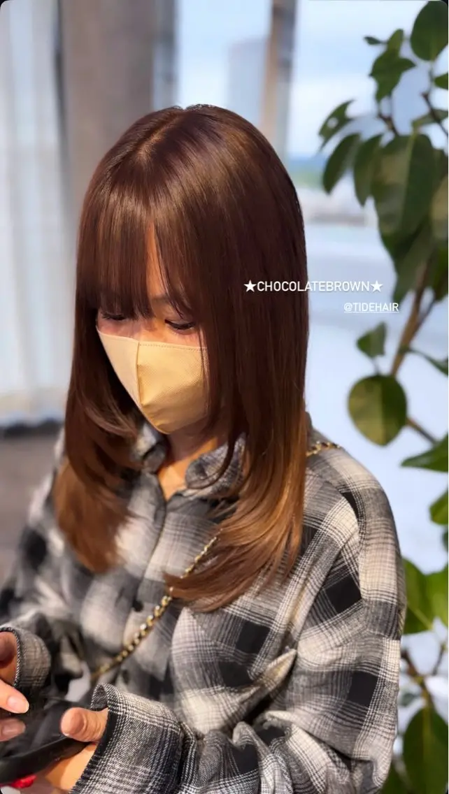 セミロング 縮毛矯正 TIDEHAIR shina⋆𝜗𝜚のヘアスタイル