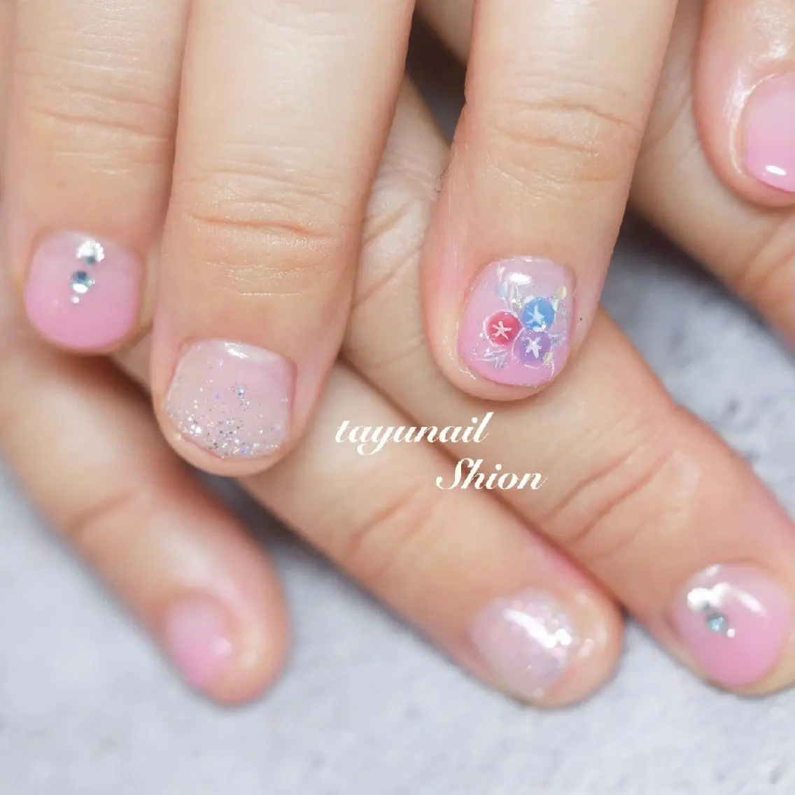ネイル アートネイル ブルー ジェルネイル キラキラネイル パラジェル ネイルサロン 【たゆnail】のネイルデザイン