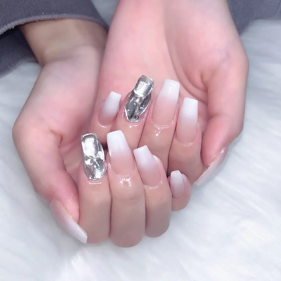 ネイル スカルプネイル ハンドネイル merci nailのネイルデザイン