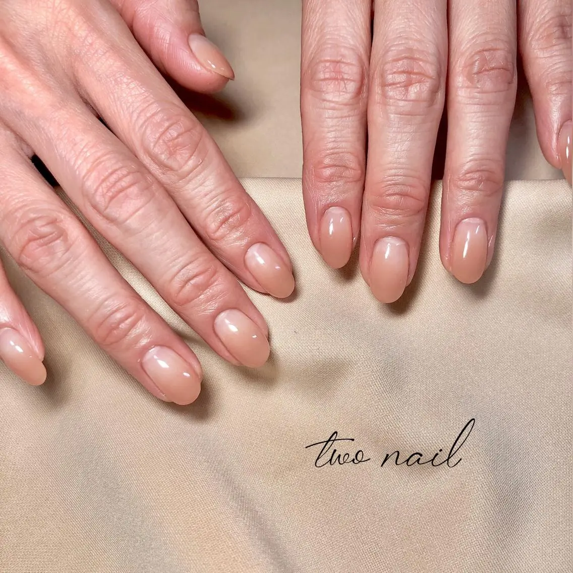 ネイル アートネイル ブラウン フットネイル ハート ニュアンスネイル ハンドネイル two nailのネイルデザイン