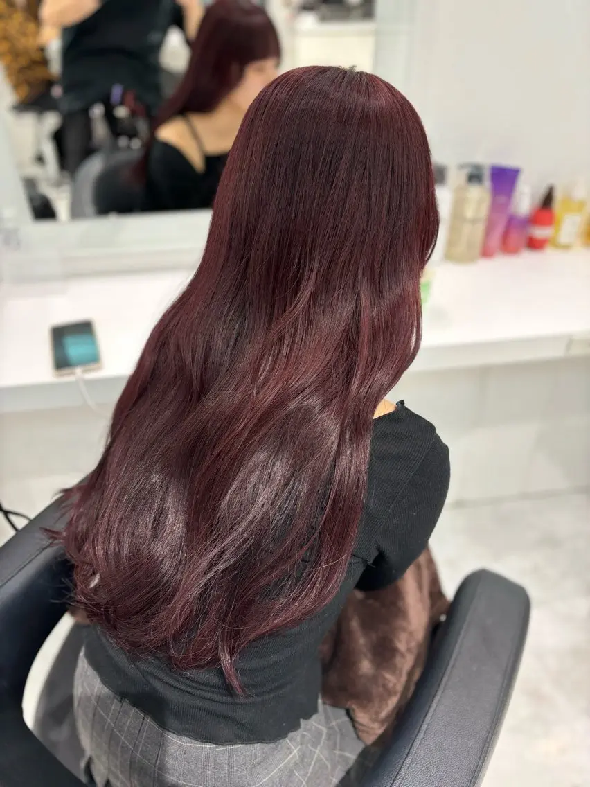 ロング カラー 流行りの透明感カラー ×縮毛矯正🤍ユウのヘアスタイル