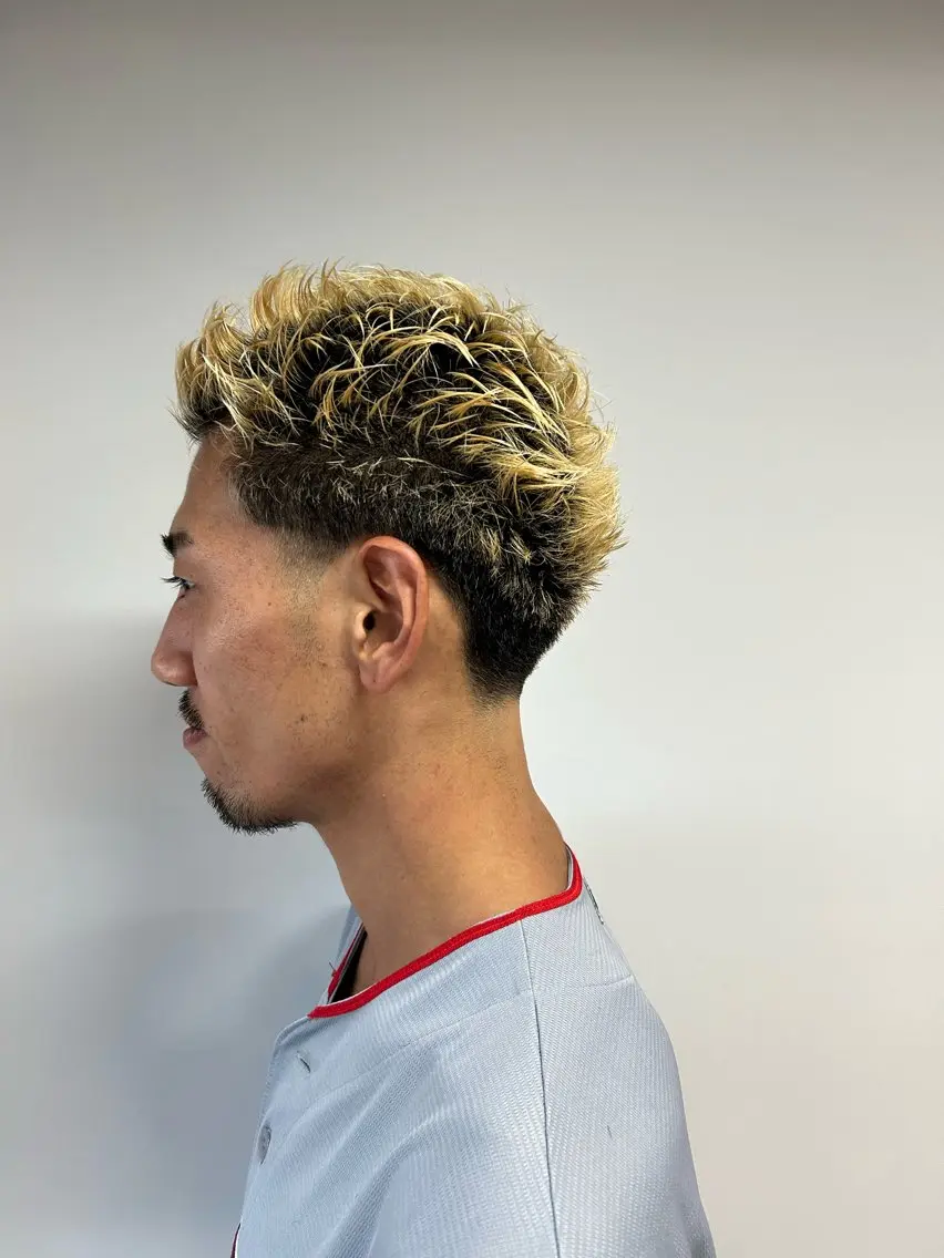 ショート カット 相澤 拳のヘアスタイル