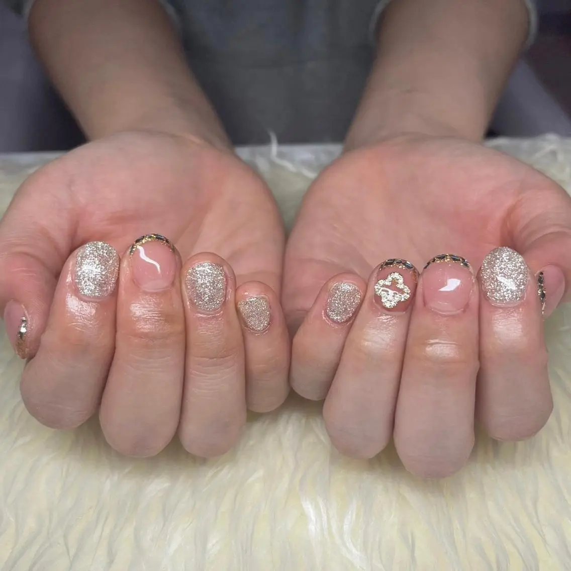 ネイル 長さ出し ジェルネイル 韓国ネイル 持ち込み パラジェル ハンドネイル Nail&eye Belire 新宿のネイルデザイン