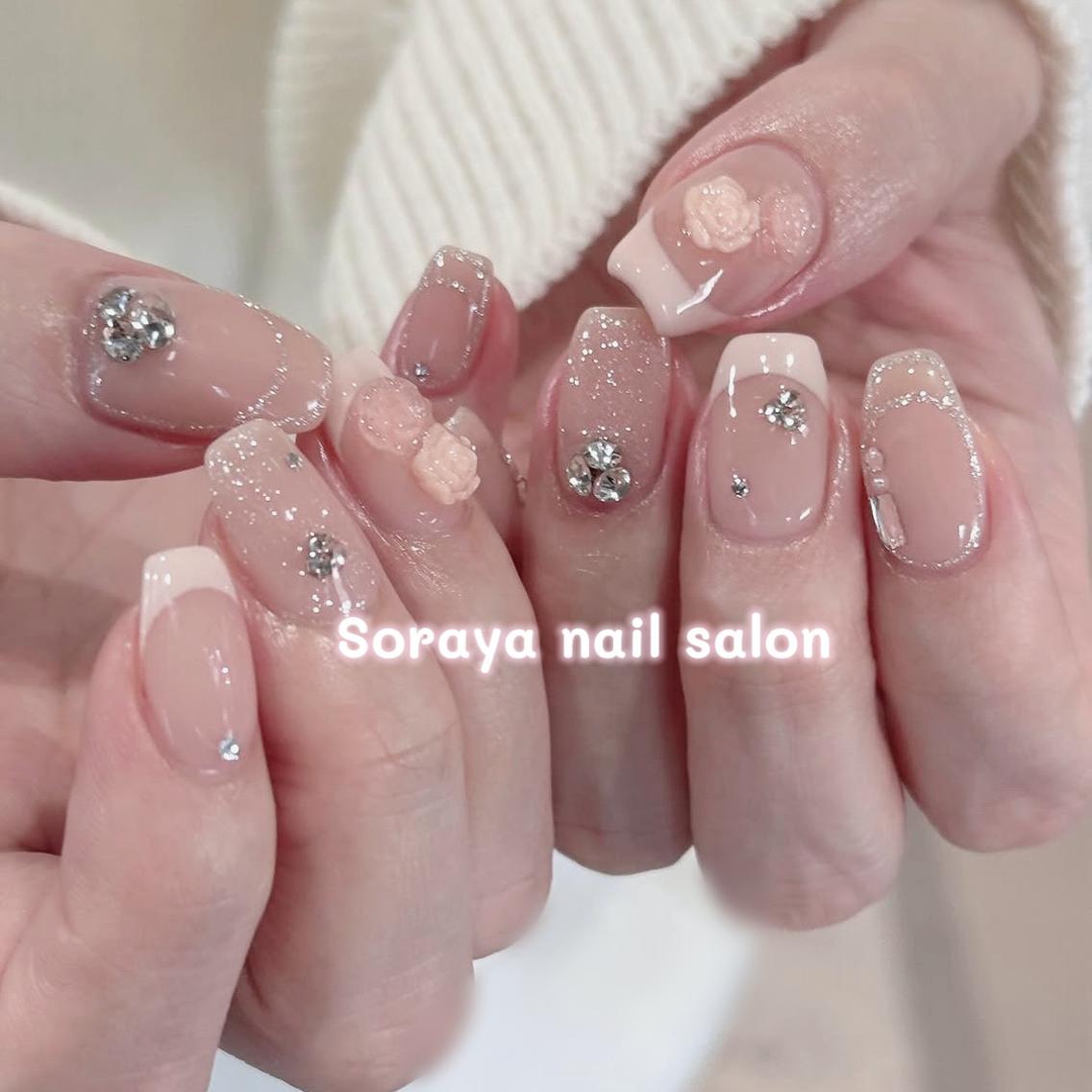 ネイル オーロラネイル チークネイル フットネイル フレンチネイル ジェルネイル ハンドネイル ソラヤネイルサロン パラジェル導入店のネイルデザイン