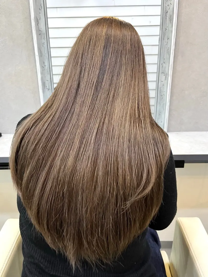 セミロング カラー ベージュカラー ミルクティーベージュ ヘアカラー トリートメント ダブルカラー メンズパーマ大成のヘアスタイル