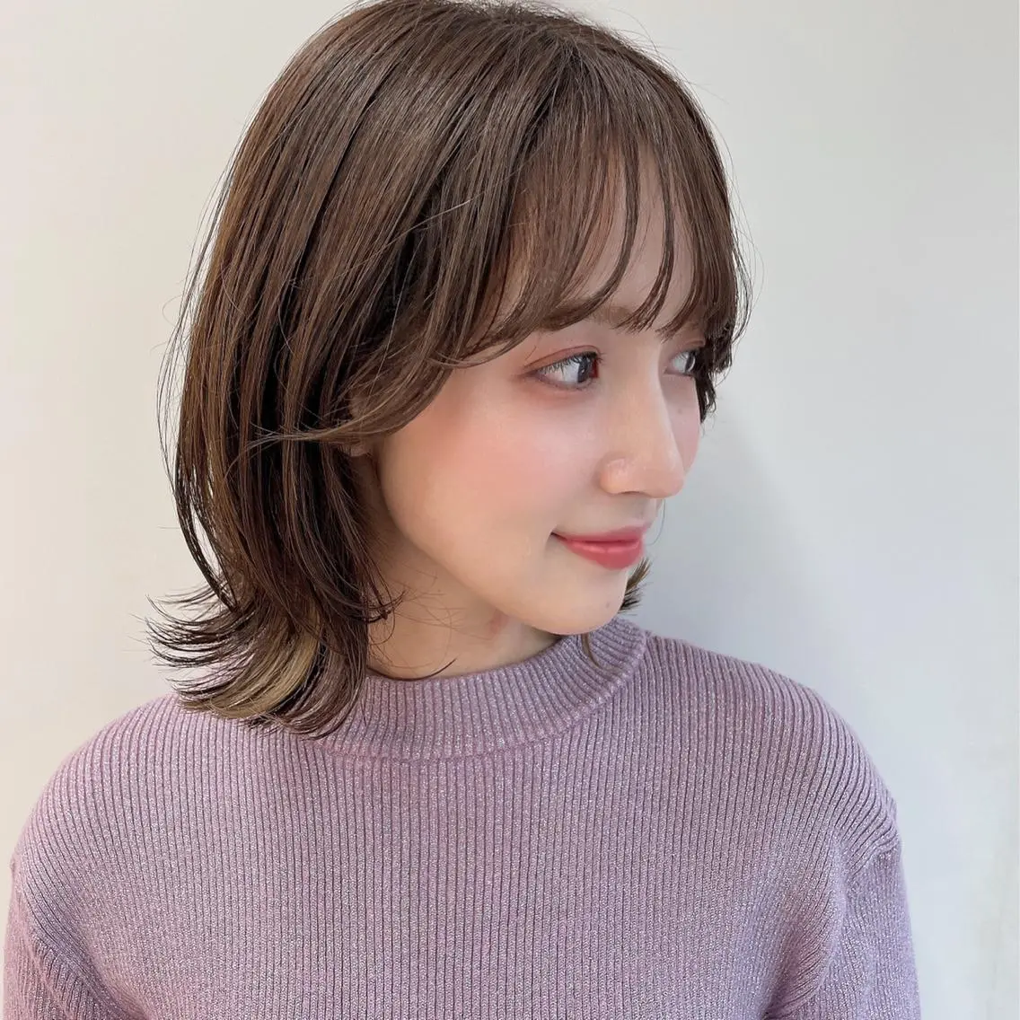 ミディアム カラー 梅田美容室 山崎海波のヘアスタイル