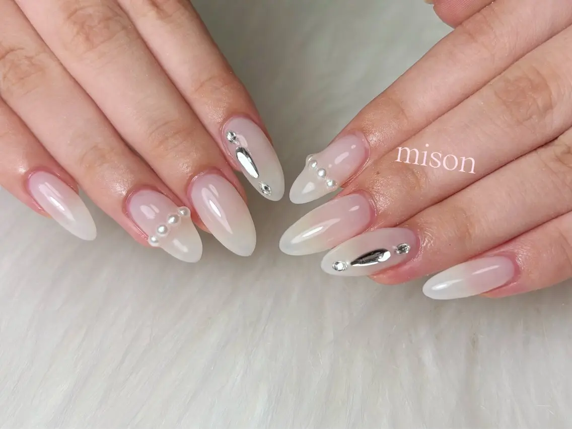 ネイル mison 安形友花のネイルデザイン