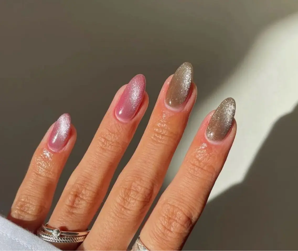 マグネットネイル（オフ無し）💅🧲の写真