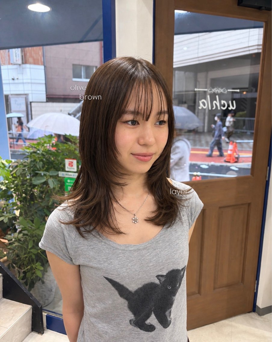 ミディアム レイヤーカット カット ヘアカラー hana _のヘアスタイル