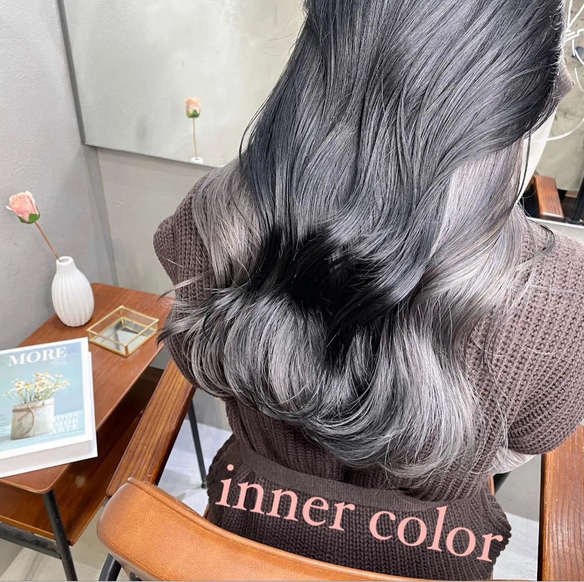 ロング カラー 黒髪 ブルーカラー ブルーブラック インナーカラー シルバー 透明感カラー×小 顔レイヤー♡ヒデさんのヘアスタイル